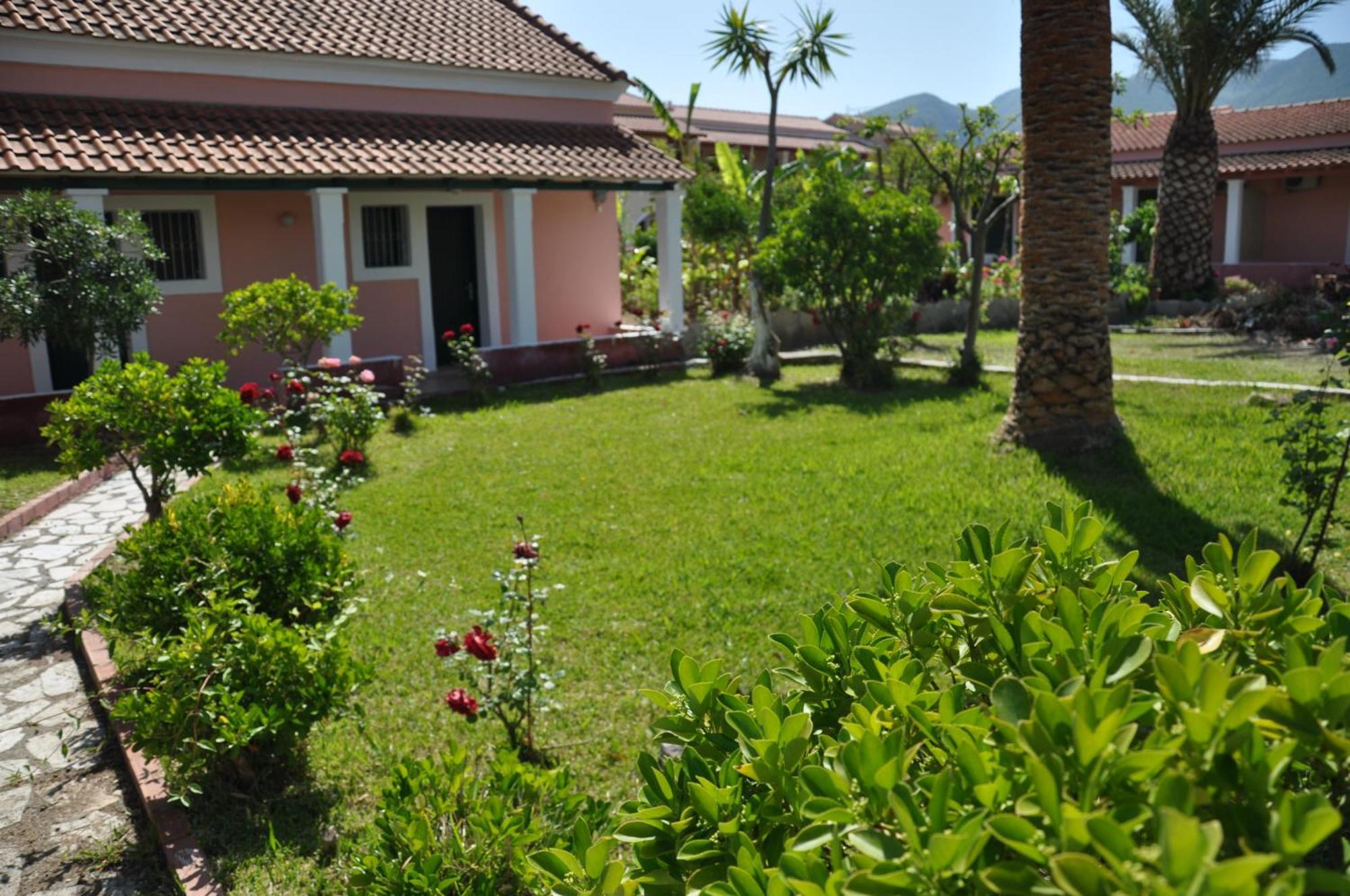 Tassos Apartments Corfu  ภายนอก รูปภาพ