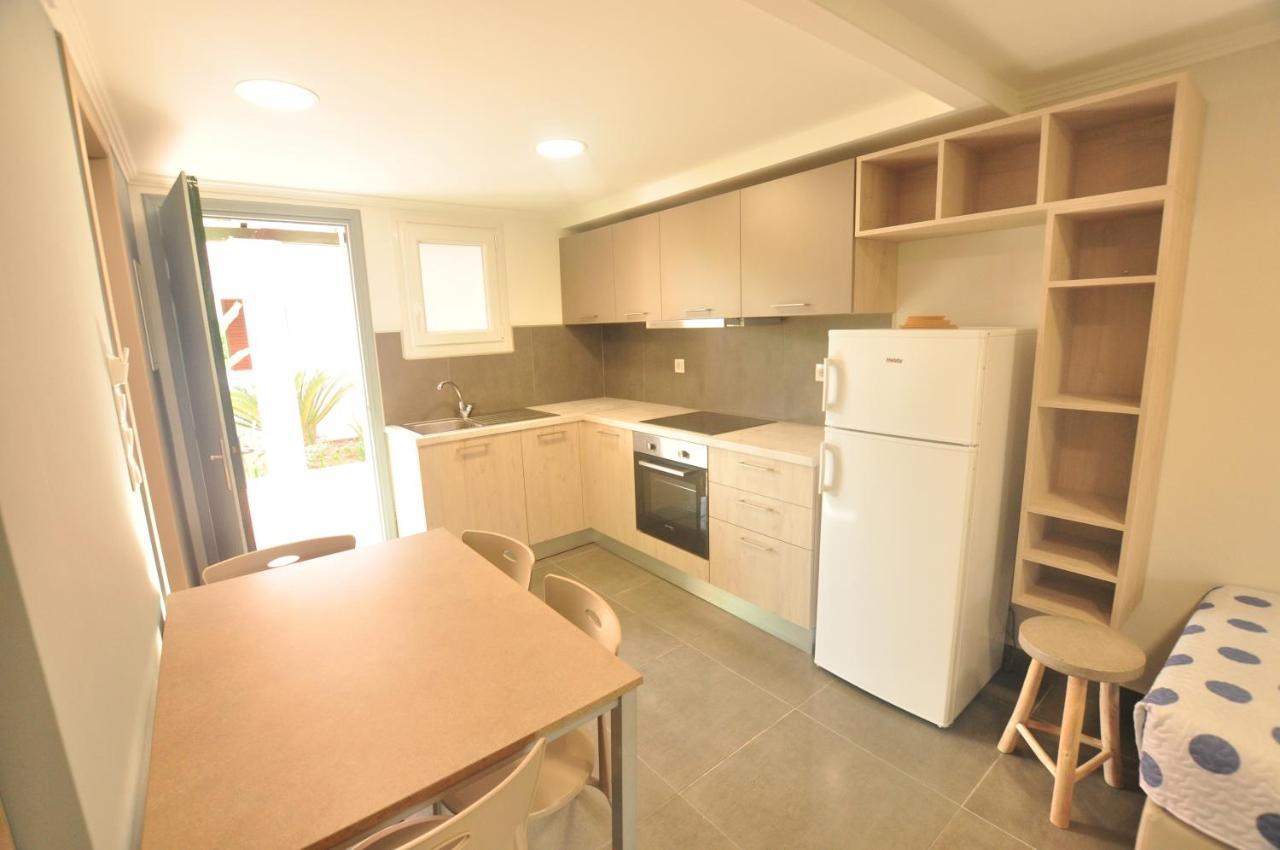 Tassos Apartments Corfu  ภายนอก รูปภาพ