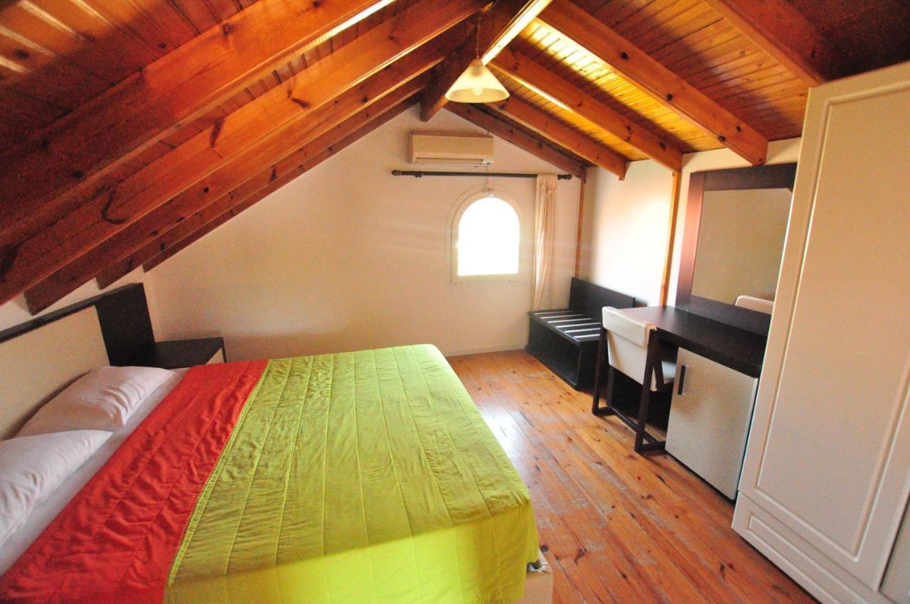 Tassos Apartments Corfu  ภายนอก รูปภาพ