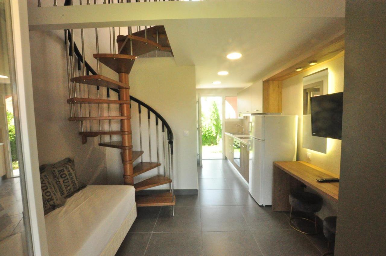 Tassos Apartments Corfu  ภายนอก รูปภาพ